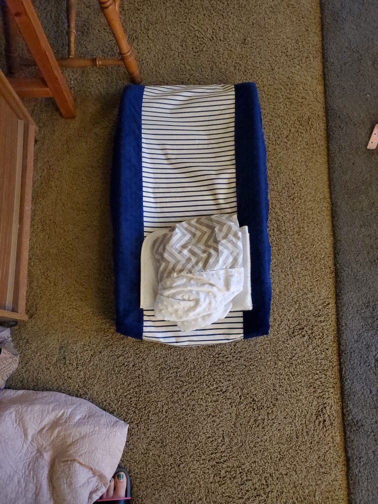 Free Changing Pad & 2 Covers