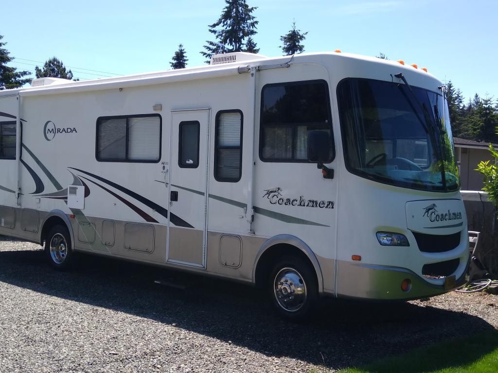 2004 Coachmen Mirada RV Motorhome