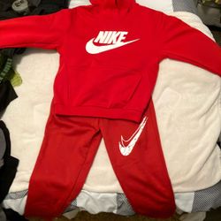 New W/O Tags Nike Sweat Outfit 