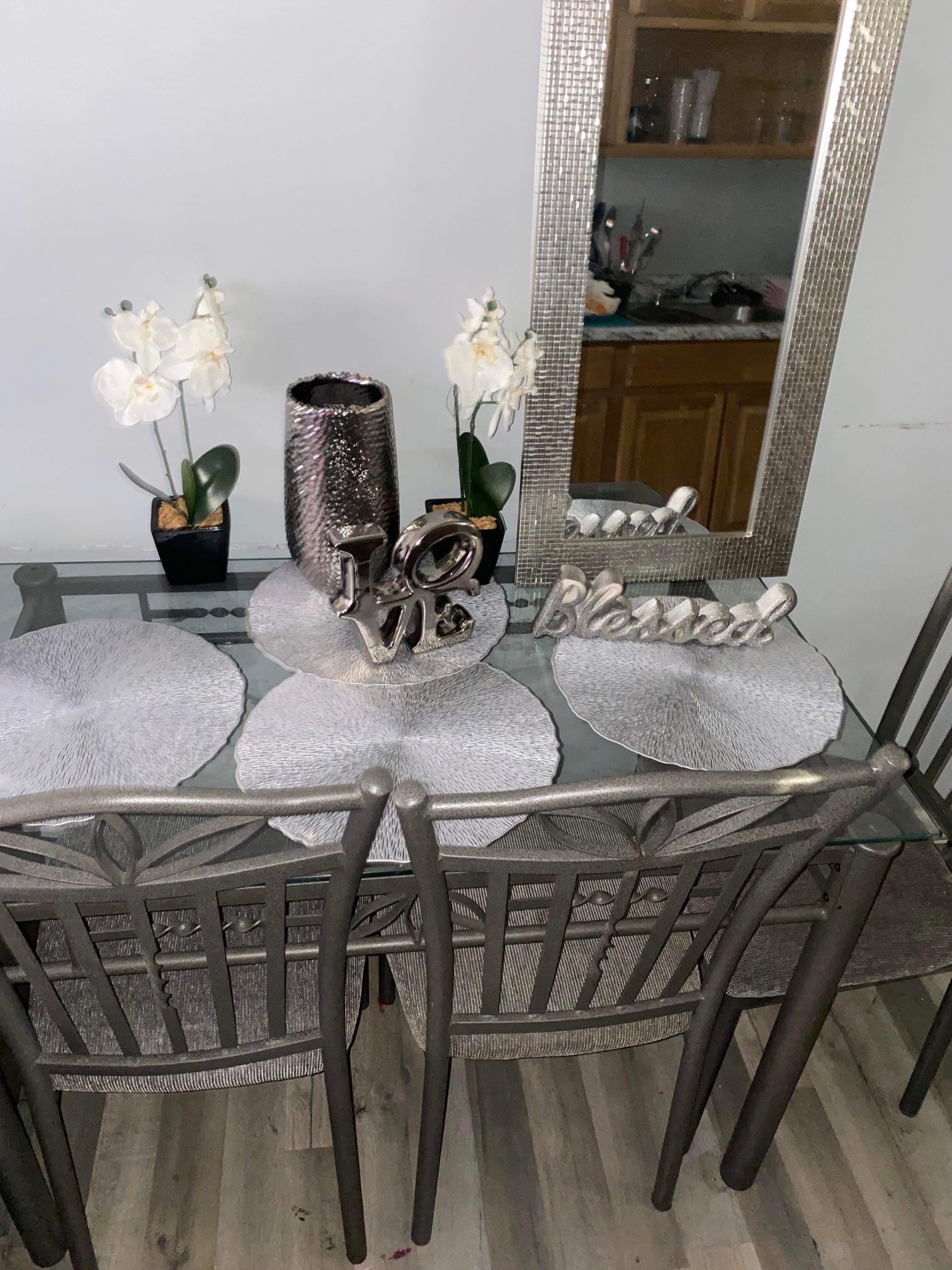 4 Chair Dining Room Set