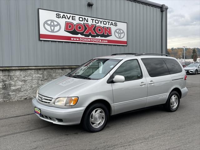 2002 Toyota Sienna