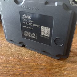 Jeep Jk 2012 To 2014 ABS Module ( P(contact info removed)0AA)