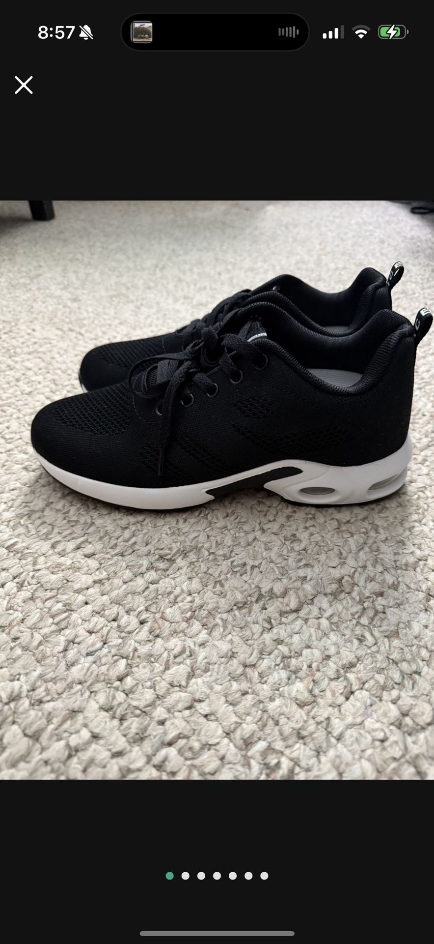 WOMENS SIZE 9 GYM SHOES WITH SPORT INSERT SIZE 40