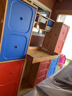 Toy organizer with diaper change table
