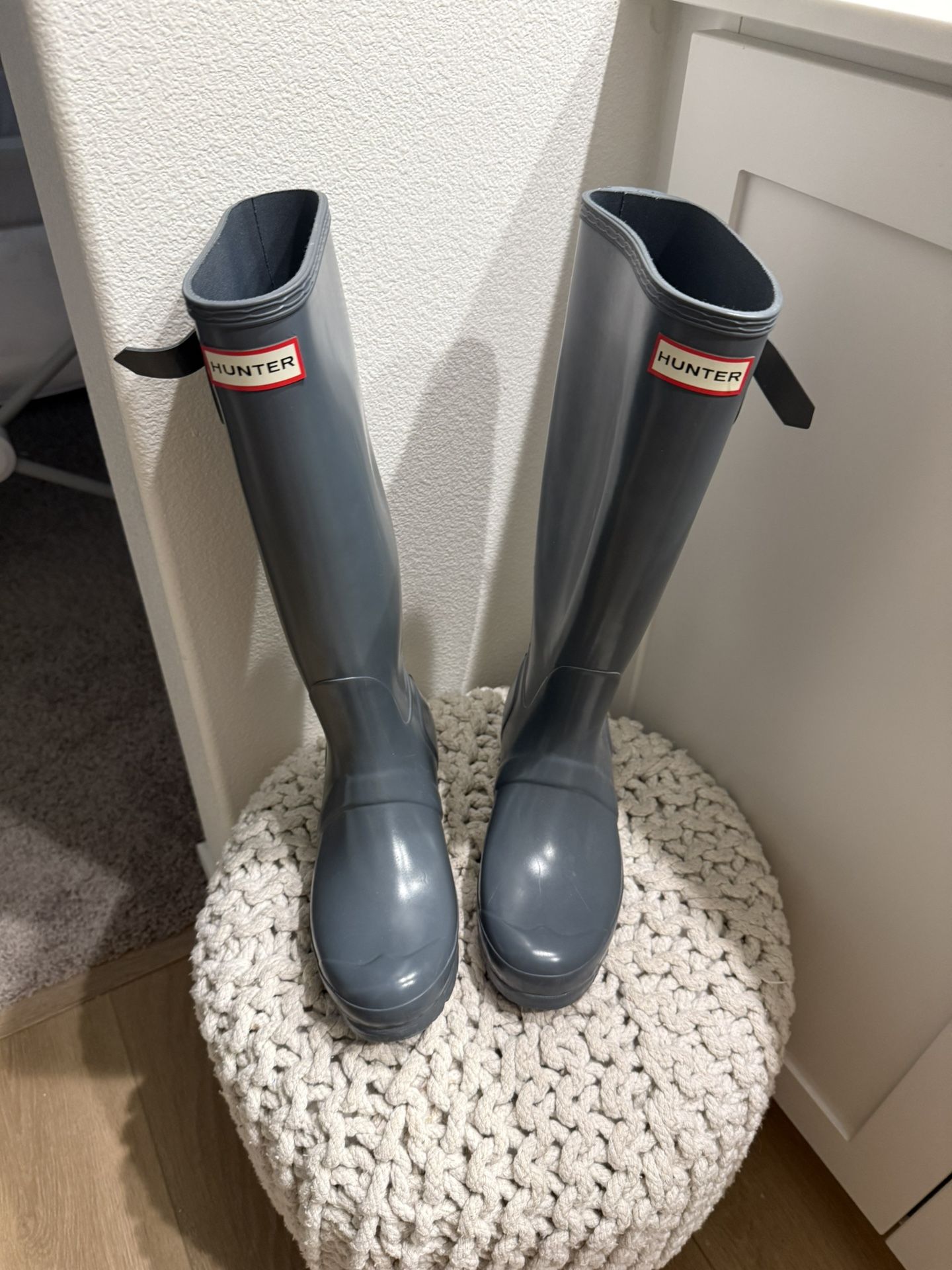 Women’s HUNTER RAIN BOOTS SIZE 7