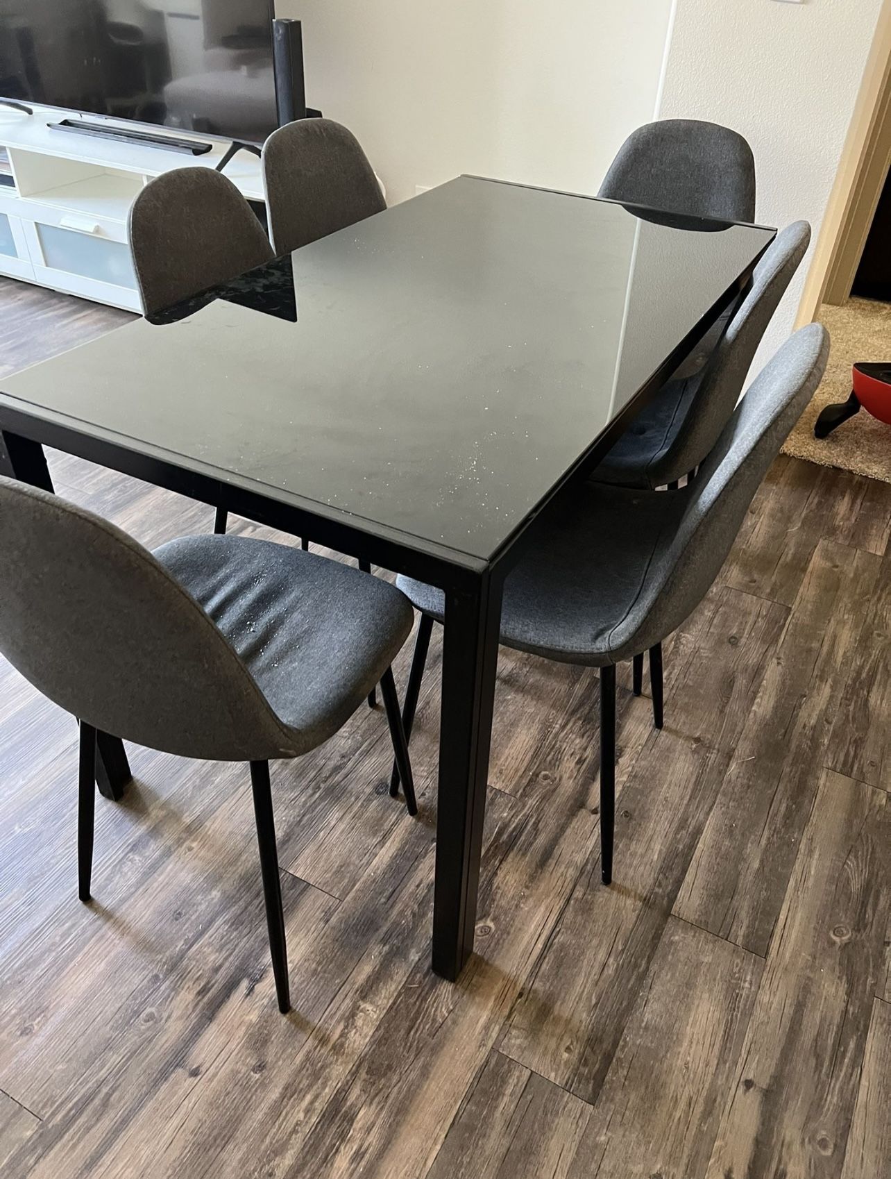 Dining Table with 6 Chairs 