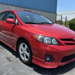 2013 TOYOTA COROLLA S 