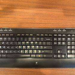 Logitech Keyboard 
