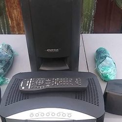 bose  av3-2-1 media center 