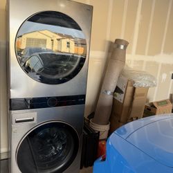 LG Washer Electric Dryer Combination 