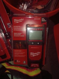 MILWAUKEE AUTO VOLTAGE/CONTINUITY TESTER
