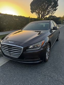 2015 Hyundai Genesis 3.8L. Low mileage