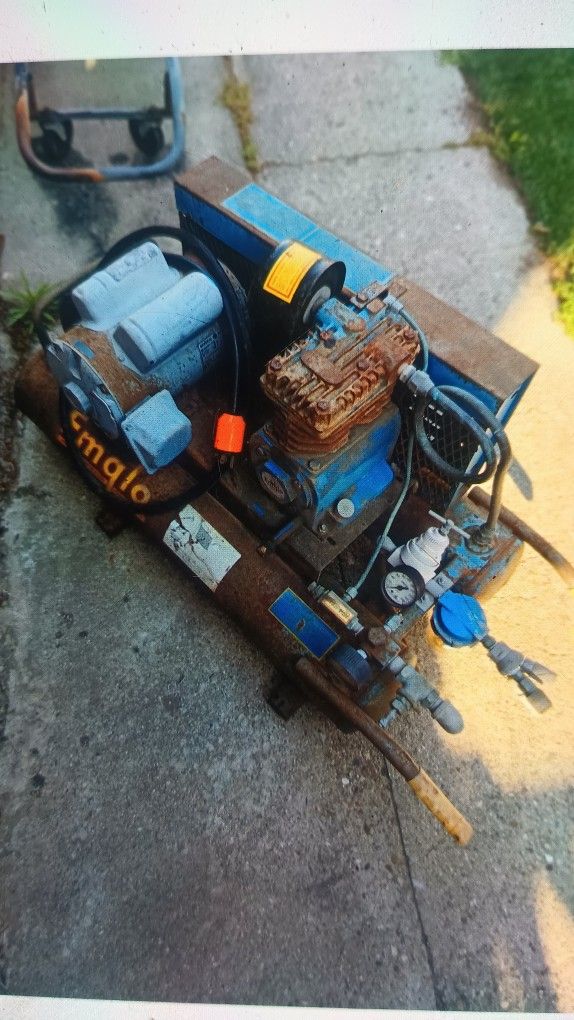 Emglo Electric Air Compressor Dual Stage