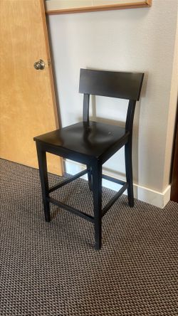Pub chair