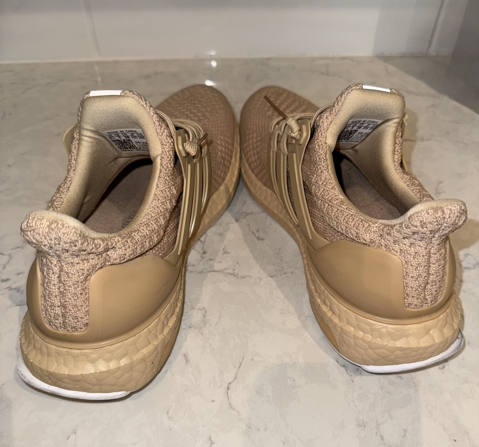 Adidas Ultraboost Sneakers 