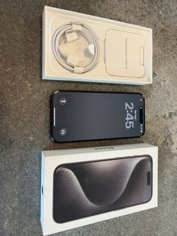 iPhone 15 Pro 256 GB - like new in-box unlocked - only $465
