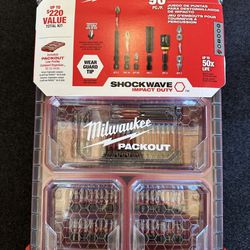 Milwaukee SHOCKWAVE Impact Duty Alloy Steel Driver Bit Set with PACKOUT Case (90-Piece)