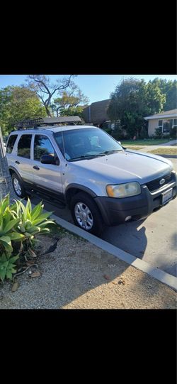 2003 Ford Escape