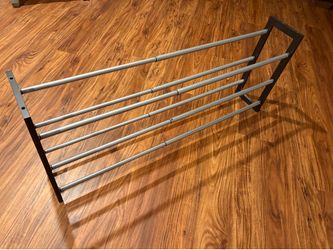 Expandable shoe rack