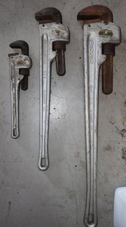 Pipe Wrenches