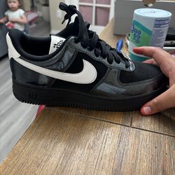 Nike Air Force 1 '07 LV8 size 7/5