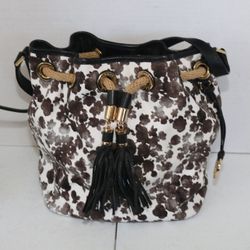 Never used, Michael Kors Marina Drawstring leather Brown Stamped Print Shoulder purse-