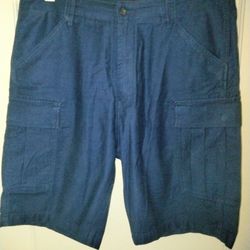 Men's Levi's Cargo Shorts Size 36