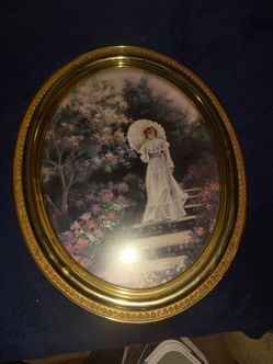 Amelia's Garden Frame Material Syroco