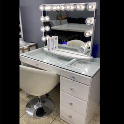 New Vanity Set 