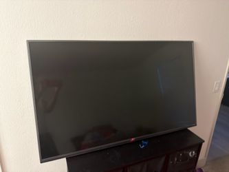 55 inch LG TV