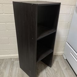 Small Nightstand/Shelving 