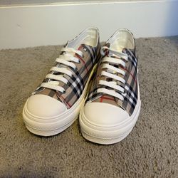 Burberry Shoes