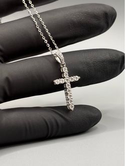 VVS1 Moissanite Cross Pendant with 17 inch Sterling Silver necklace