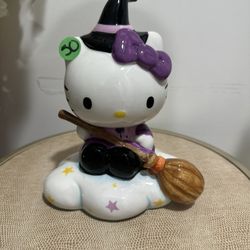 Hello kitty Halloween Ceramic (Witch & Cloud)