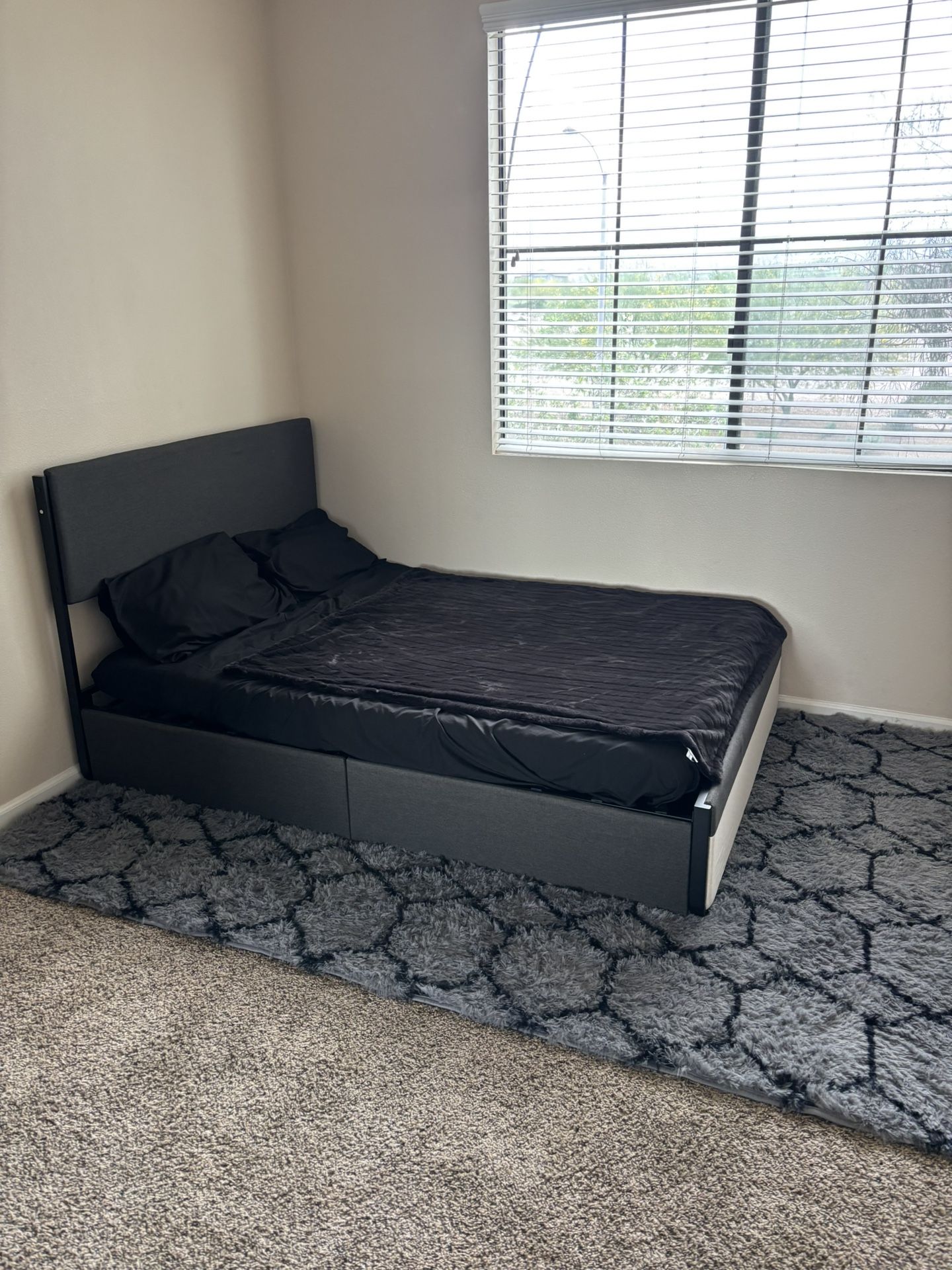 FULL BED FRAME SET + MATTRESS + RUG
