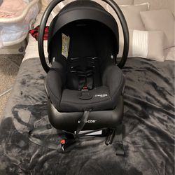 Infant Car Seat Maxi Cosi All Black 