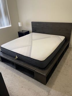 California king frame and mattress