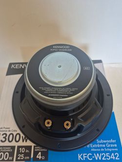 KENWOOD ( 1 ) 10 INCH SINGLE VOICE COIL CAR SUBWOOFER 1300 WATTS MAX POWER