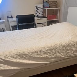 Twin Bed With Mattress Excellent Condition