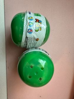 Super Mario TOMY Capsule - Yoshi Wind Up Toy