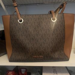 Michael Kors Tote