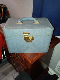 1930s Luce Train Carry On