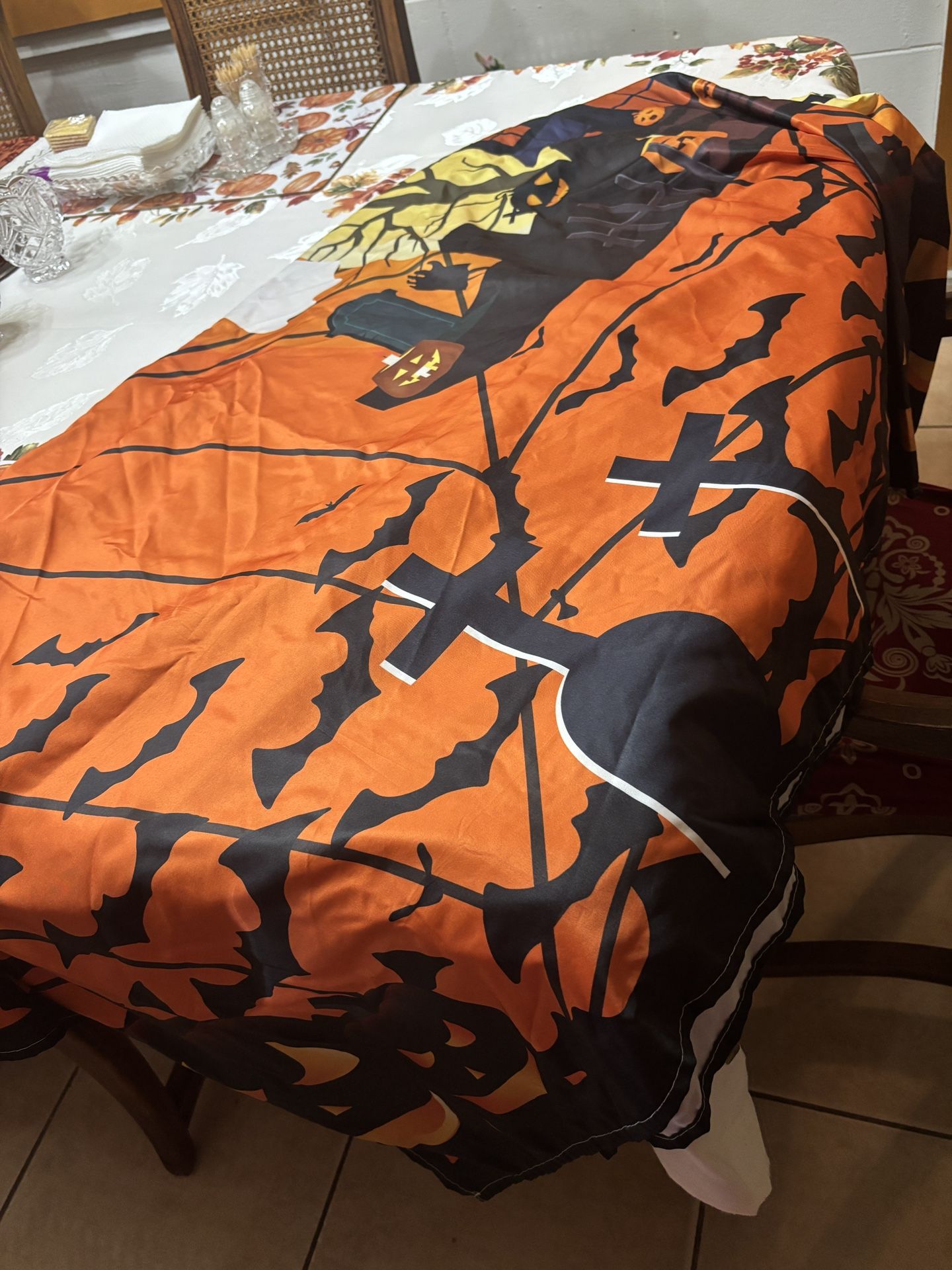 Nice Hollowing Tablecloth 102” X 60”