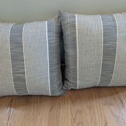 Accent Pillows 