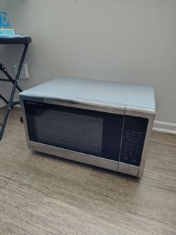 Sharp Carousel Microwave
