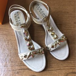 Women’s gold Wedge Sandals - Size 10 Never worn