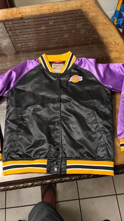 (New)Los Angeles Lakers Women’s satin jacket