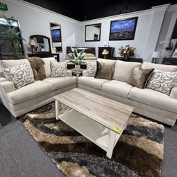 2 Pc Sofa And Loveseat 