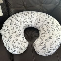 Boppy pillow 