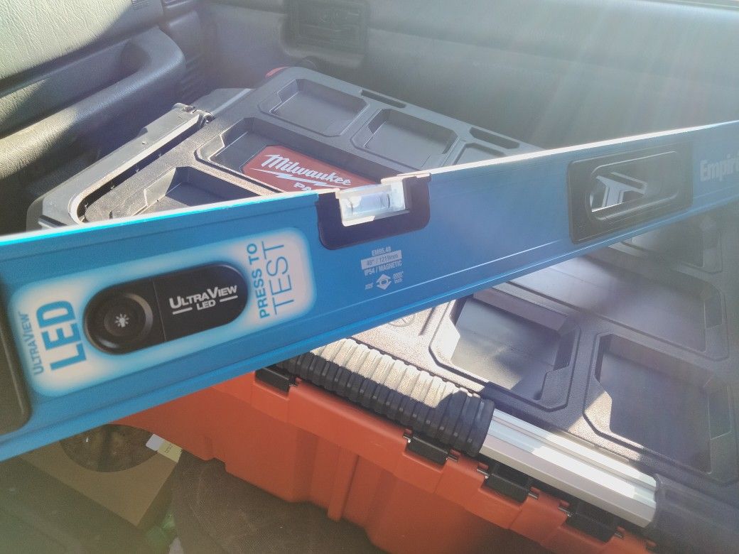 Empire Light Up Level And 100 Ft Air Hose